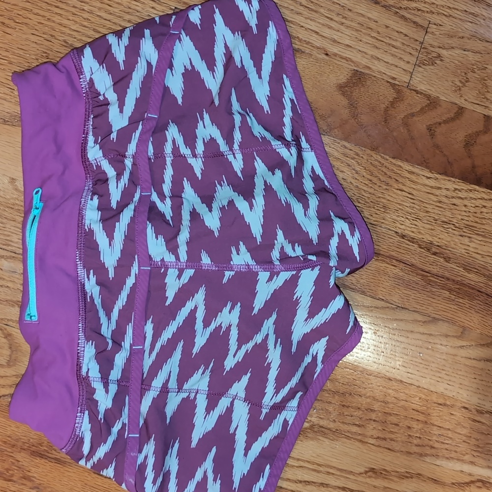 Ivivva Athletic Shorts - Picture 3 of 4